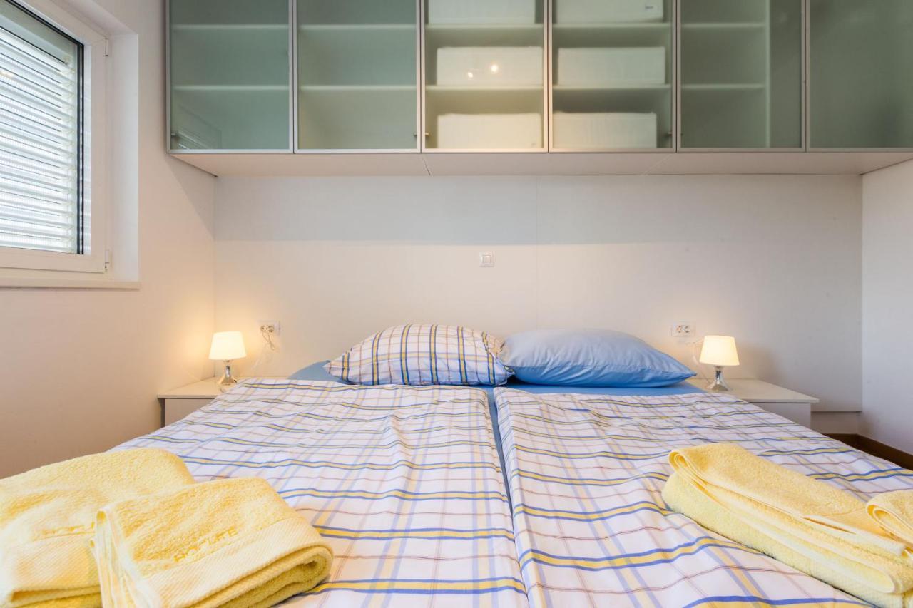 Hoplite 2Br Apartment With Free Parking Zadar Exterior photo